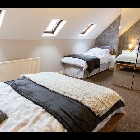 Gillygate Holiday Apartment York Bagian luar foto