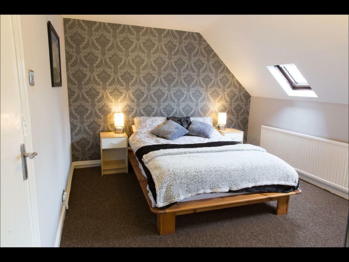 Gillygate Holiday Apartment York Bagian luar foto