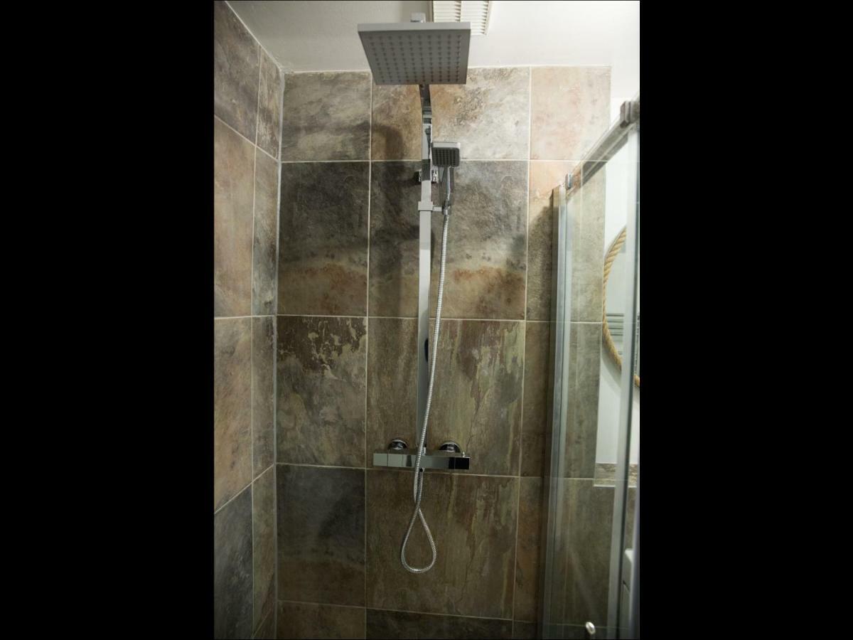 Gillygate Holiday Apartment York Bagian luar foto
